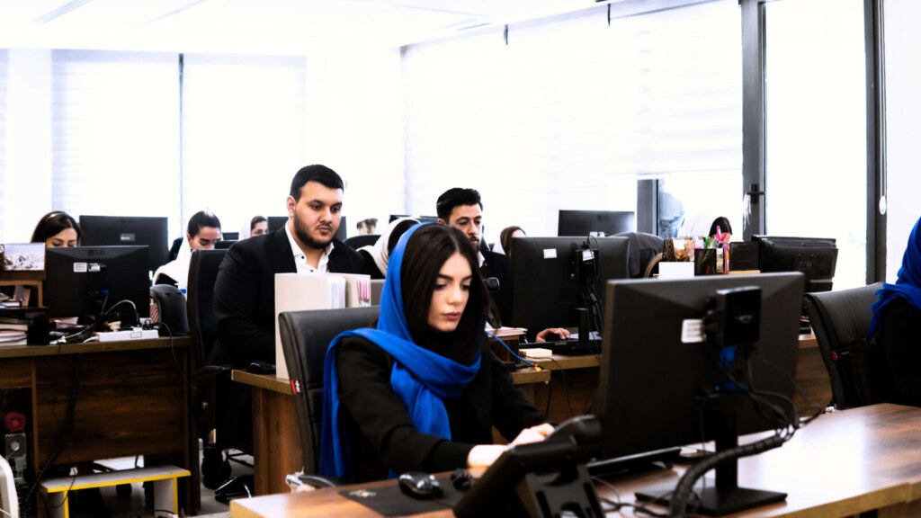 دفتر کاریابی بین المللی کاربین — تصویر دفتر 2