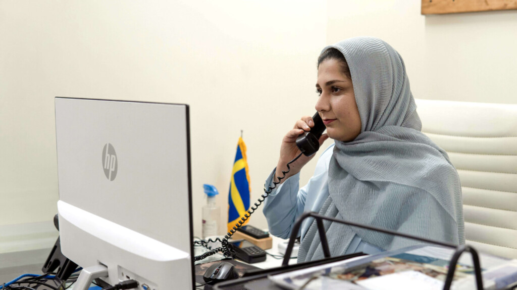 دفتر کاریابی بین المللی کاربین — تصویر دفتر 1